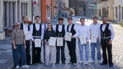 Gesellen Maurer, Zimmerer, Rohrleitungsbauer, Zimmerer