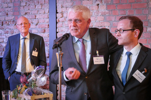 Im Rahmen der späteren Abendveranstaltung fand auch der Abschied von Rechtsanwalt Lothar Platzer statt, der Ende Mai 2019 nach 36 Jahren im Verband in den wohlverdienten Ruhestand ging.