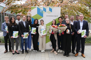 2024 wurden insgesamt 15 Bachelor- und Masterarbeiten ausgezeichnet, davon 4 mit einem Geldpreis.